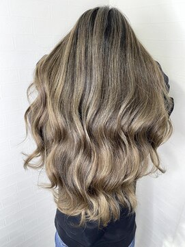 ユートピア(U topia) シルバーカラー/バレイヤージュ