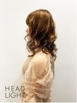 アーサス バイ ヘッドライト 岩見沢店(ursus by HEADLIGHT) リッチウェーブが顔周りを飾るレイヤーセミロングモテナチュラル