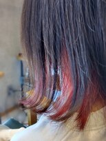 フェリブレ(Felibre)&nbsp;インナーカラー暗めアッシュ×レッドピンク