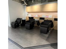 アグ ヘアー ルーチェ 福岡大橋店(Agu hair luce)の雰囲気（シャンプーブースは落ち着いていただける照明の設定です☆）