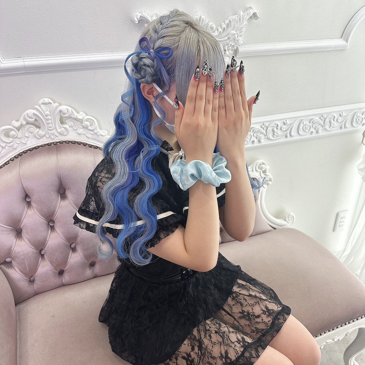 えびちゃんの髪の毛リボン片っぽひつじさん 早朝新宿ヘアメ