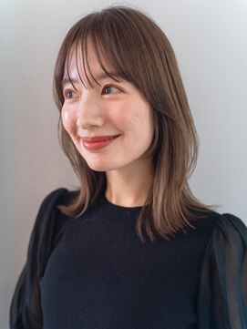 ガーデン 銀座(GARDEN) レイヤーカットこなれミディアム　前髪カット　銀座くびれヘア