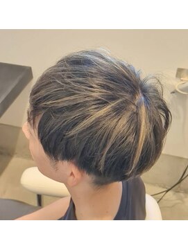 ヘアメイク ボンド(HairMake bond) ブラック×グレーハイライト