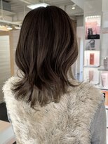 キャパジャストヘアー(CAPA just hair)&nbsp;ウルフレイヤーインナーカラーオリーブグレージュ