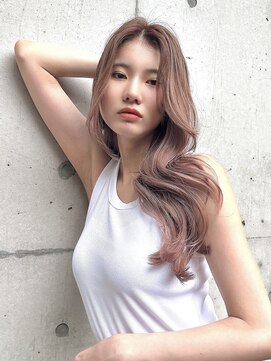 リアン バイ キートス(Lien by kiitos) レイヤーカット×ピンクベージュ