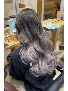 ラグーン(LAGOON) バレイヤージュグレージュハイライトダブルカラーケアブリーチ