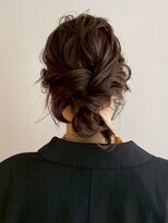 ロイオブジゼル(roi of GiseL)&nbsp;ヘアアレンジ　カチモリ　お団子　お呼ばれ　結婚式　20代30代