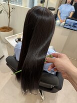 エミュスト(Emuest) 髪質改善トリートメント