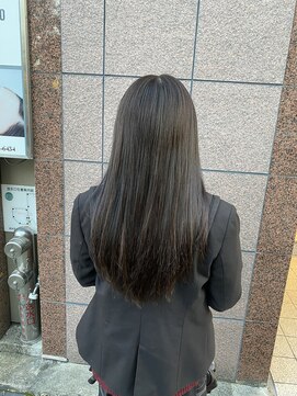 フツーロ 栄(FUTURO) プルエクステ