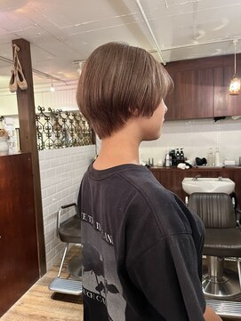 フランチェスカ(Francesca) ショートボブ/ハンサムショート/ハイトーン/コンパクトショート