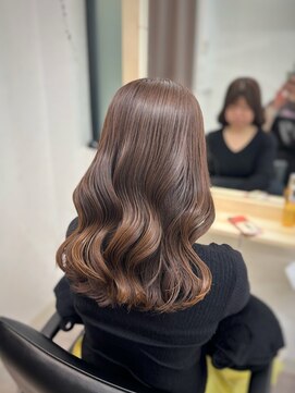 ポール 行徳店 透明感100%◎うるつやロングで梅雨も撃退！