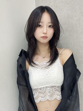 ジーナ 福岡天神(Zina) 韓国ハッシュカット/ミディアムレイヤー/くびれヘアZina福岡天神