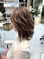 キャパ(CAPA)&nbsp;大人くびれレイヤー×コントラストハイライト