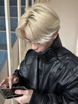 エトワール(ETOILE) ホワイトベージュ/ブリーチカラー/ハイトーン