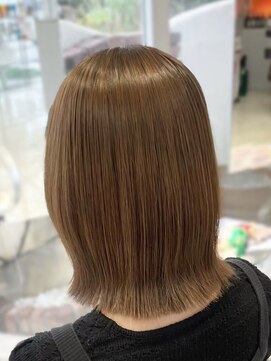 フォルテ 横浜店(FORTE) 透明感ミルクティーブラウン×切りっぱなしボブ