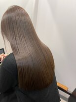アトレ 福岡大名店(attrait)&nbsp;ツヤのあるブラウンロング × 上質な髪色と質感