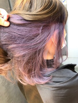 ビヨンドイー(beyond E) ホワイトラベンダー×インナーカラーウルフ