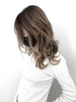 ジゼル(gisele)&nbsp;(小山)バレイヤージュ