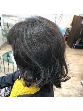 ハウオリ ヘアーワークス(Hauoli hair works) ロブ×インディゴネイビー