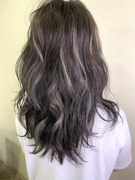 ルーツ ヘア デザイン(roots hair design) 西大橋★新町美容室★roots★バキバキハイライト