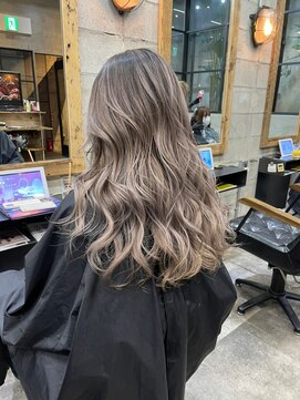 サニー 渋谷(SUNNY) 美髪/ホワイトグレージュ/ネビージュ/こなれミディ[渋谷/渋谷駅]