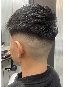 エフエム(FM) バーバー ツーブロック/刈り上げ/アップバング/フェード