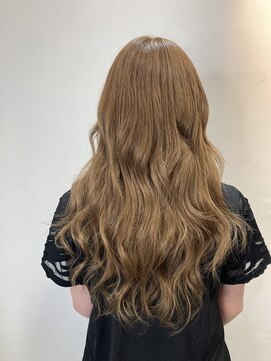 フツーロ 栄(FUTURO) オレンジベージュ