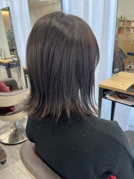 ウイ バイ ファースト 北四番丁店(u'i by first) ★王道可愛い★グレージュ×外はねスタイル