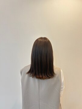 カラ(Cara) 艶髪セミロング♪