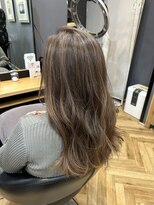 アルター(aL ter)&nbsp;ハイライトカラー［メルティカラー/フェミニンロング/市川］