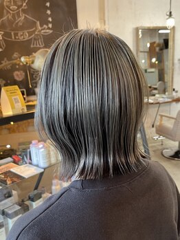 アイドットシーオー(i.co)の写真/特別な日に向けてメンテナンス♪ブリーチ・カラーで傷んだ髪も潤いたっぷりのうるツヤ美ヘアに◎