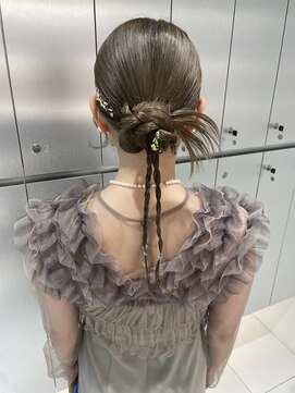 アールプラスヘアサロン(ar+ hair salon) 【新宿駅/新宿三丁目/ヘアセット/カチモリヘア】