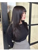 艶たっぷりパープルグレーカラー×顔周りザクザクレイヤーカット