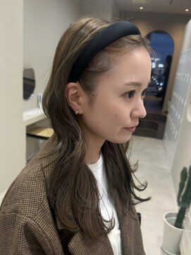 ニモ(NIMO.) オリーブベージュ