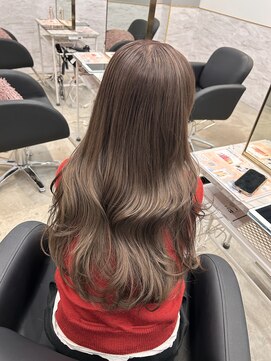 韓国へア/レイヤー/顔周り/ボブ/透明感カラー