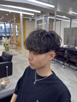 ルースト 南堀江店(ROOST) 刈り上げセンターパート/波巻きツイストスパイラル/南堀江