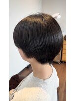 エスト(est.) 耳掛けショート×ケラチントリートメント 20代30代40代50代