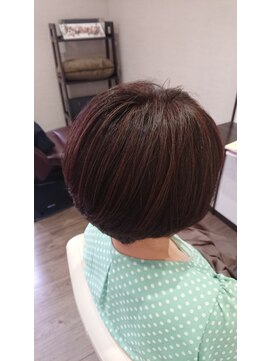 ルコナ(Lucona) ショートボブ