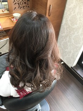 ヘア バース ラヴィエール(Hair BIRTH Laviere) マットアッシュ