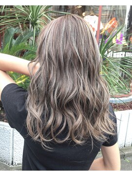 メリー(merry craftsman's factory) カーキアッシュベージュ アッシュブラウンka