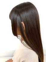 クオリス 上板橋店(QUALIS) 大人可愛い姫カット/艶感ナチュラルストレート/サラサラ美髪小顔