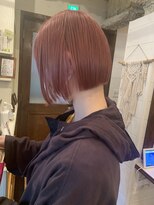 ラレイ(Lalei)&nbsp;＊ダブルカラー ピンクカラー ミニボブ 辻幸奈