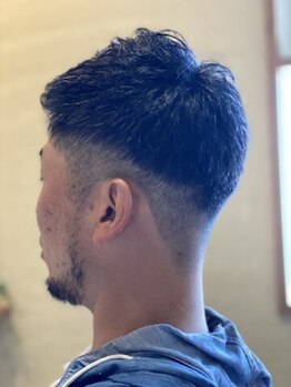 ヘアデザイン リナート(HAIR DESIGN RINATO)の写真/【田原本５分/個室有】男性にも居心地の良い空間が◎ONもOFFもキマる好印象スタイルをご提案☆