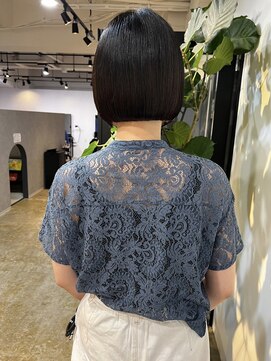 メリー オオサカ(Merly Osaka) 夏に良い！涼しさ感じるボブスタイル_mini bob black_