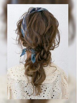 ウィンド(Wind.) スカーフアレンジ