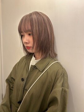 ルーム(Loom.) ハイトーン顔周りレイヤーカットケアブリーチブリーチカラー