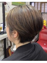 マリ美容室&nbsp;ハイライトカラー