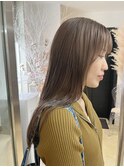 やわらかベージュ