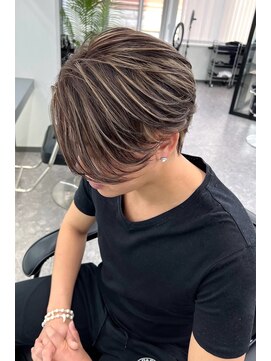 ランズ(LANDS) メンズカット　メッシュカラー【韓国ヘア 大阪 梅田】