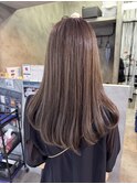 オリーブベージュ×艶カラー